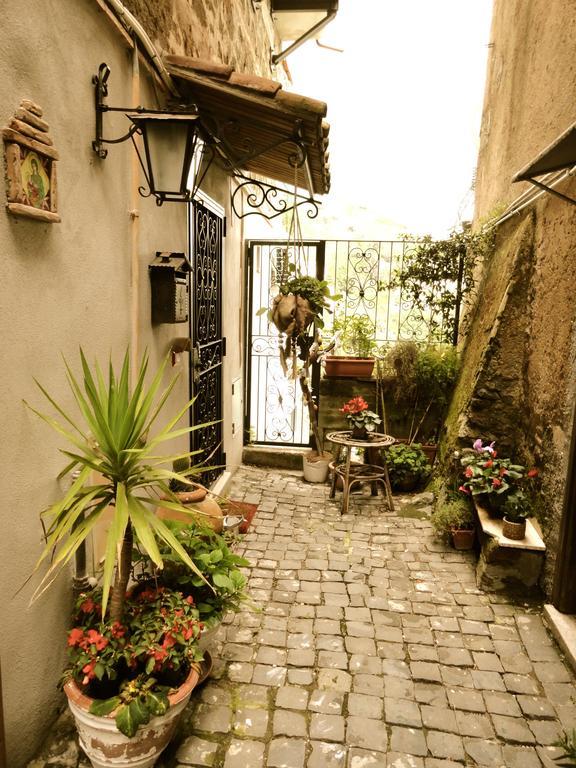 Vistalago Guesthouse Неми Экстерьер фото